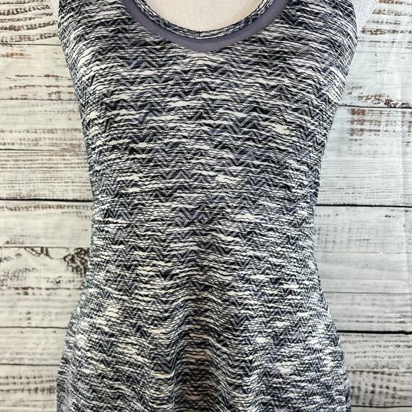 MPG Athletic Fitness Golf Sports Dress size Small Lilac Purple Stretch Modest - Picture 6 of 12